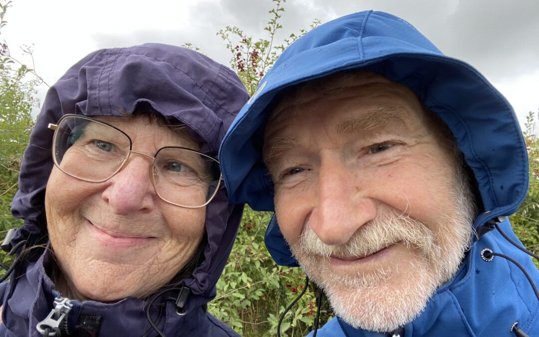 De lol spettert er van af